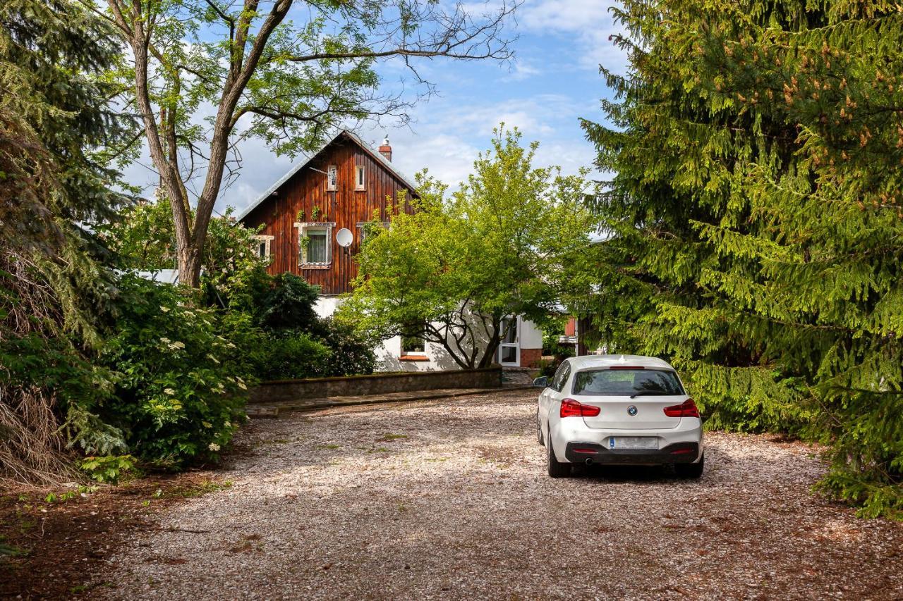 Caloroczny Dom Wakacyjny Magnolia Milkow-Karpacz Exteriör bild